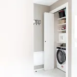 Center - Free Parking, Netflix And Wifi Διαμέρισμα