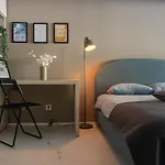Center - Free Parking, Netflix And Wifi Διαμέρισμα Λοκάρνο