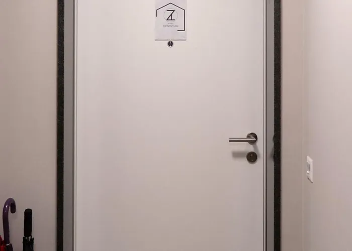 Center - Free Parking, Netflix And Wifi Apartment