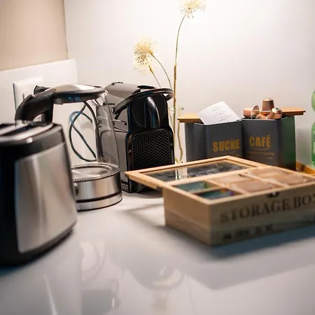 Center - Free Parking, Netflix And Wifi Apartamento Locarno